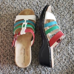 Like NEW - Pierre Dumas Sandals